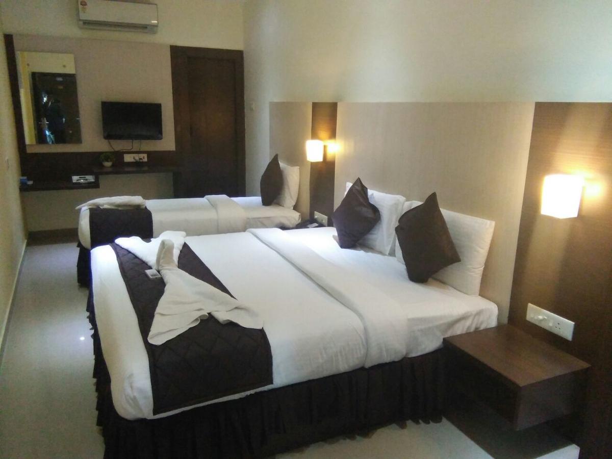 Hotel Tiruchendur Mani Iyer بالني المظهر الخارجي الصورة