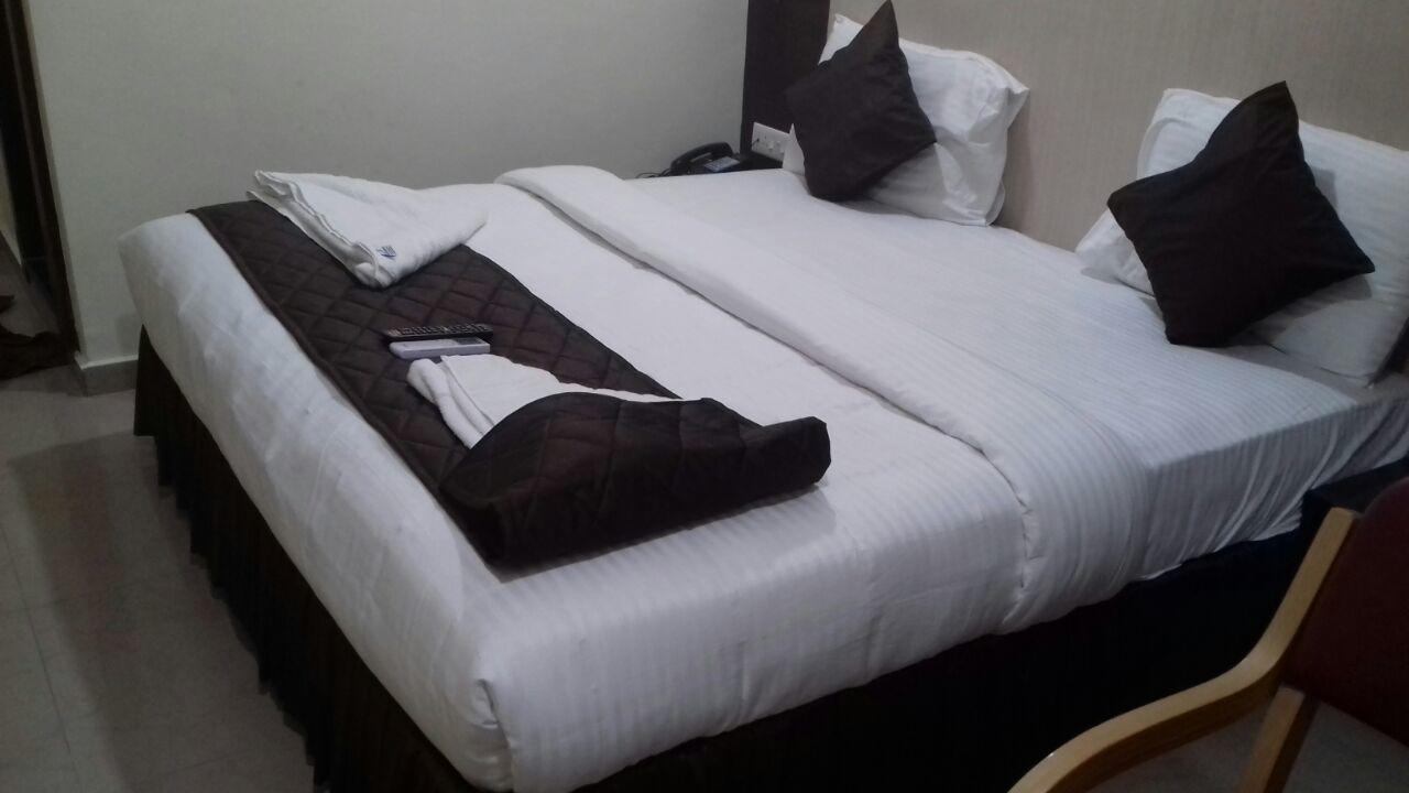 Hotel Tiruchendur Mani Iyer بالني المظهر الخارجي الصورة