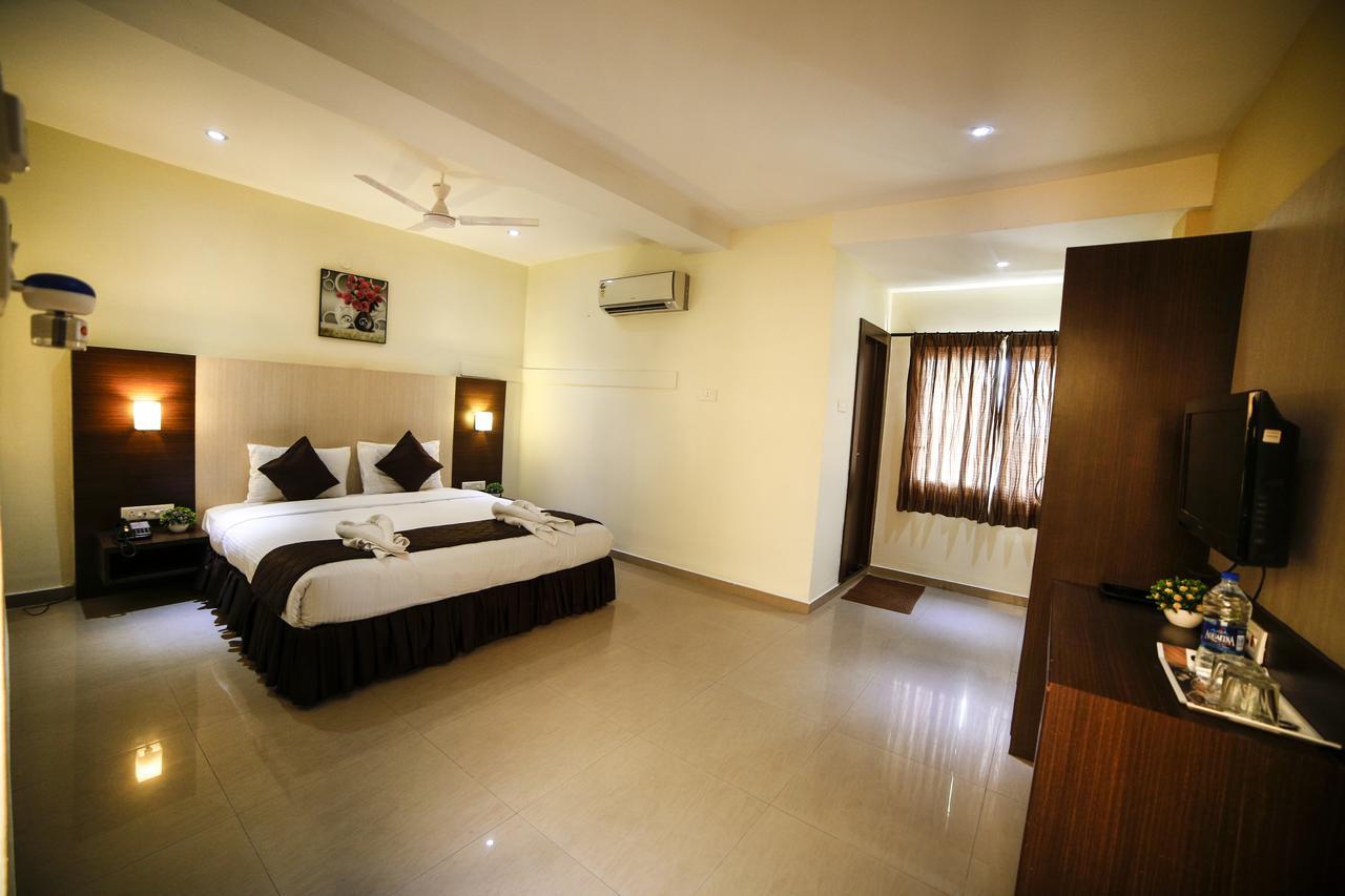 Hotel Tiruchendur Mani Iyer بالني المظهر الخارجي الصورة